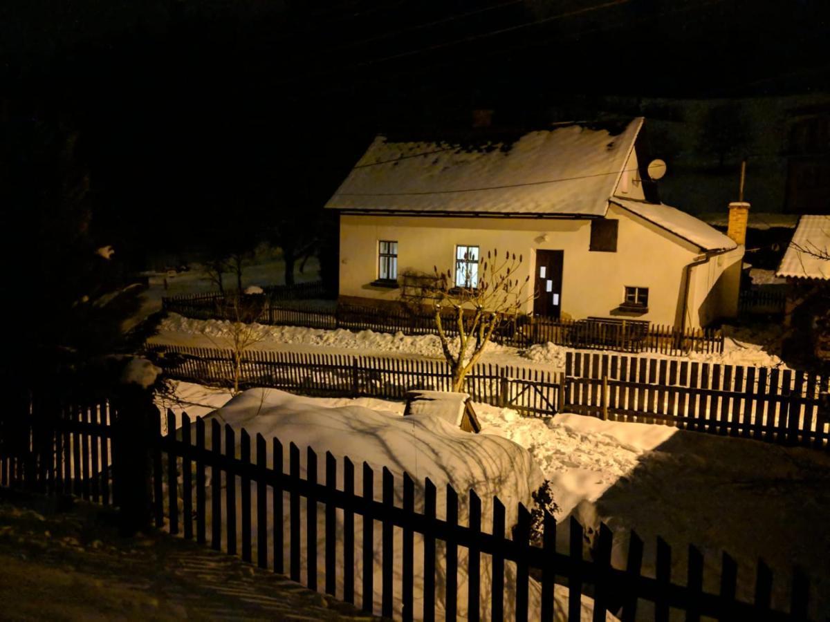 Villa Chaloupka Na Konci Sveta Raskov Exterior foto